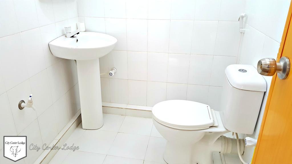 City Centre Lodge Ponnarankulama Экстерьер фото