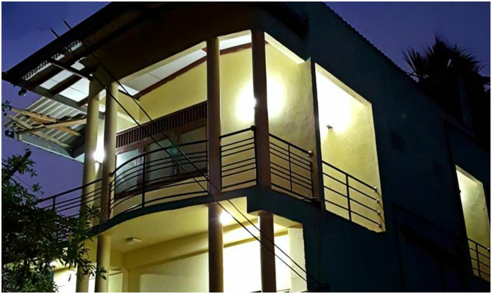 City Centre Lodge Ponnarankulama Экстерьер фото