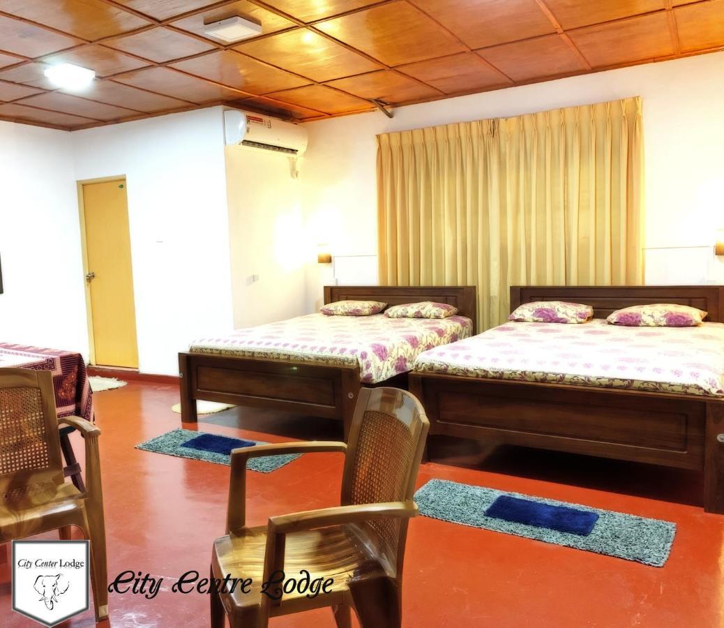 City Centre Lodge Ponnarankulama Экстерьер фото
